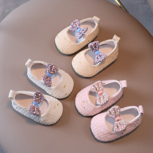 婴儿鞋子春秋季女宝宝布鞋公主鞋0一1周岁软底步前鞋防掉6-12个月
