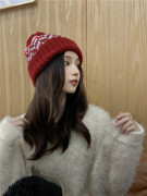 2023复古红色格纹带毛球，针织帽韩版时尚少女加厚保暖毛线帽子