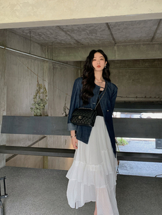 任小艺深蓝色不对称休闲牛仔衬衫外套女设计小众宽松百搭长袖上衣
