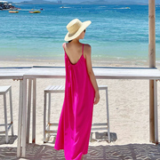 三亚海边度假吊带连衣裙多巴胺，穿搭火龙果色露背，沙滩裙女夏季超仙