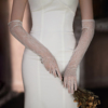WG098复古蕾丝婚纱手套 长款白色新娘结婚礼服旗袍晚宴拍照配饰品