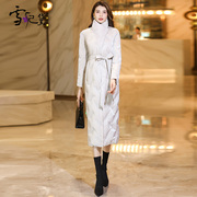 冬季白色立领羽绒服女中长款2023超长时尚，收腰加厚白鸭绒(白鸭绒)外套