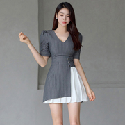 2023夏季韩版修身气质V领条纹拼接压褶裙时尚职业连衣裙