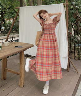 法式方领格子连衣裙女夏季收腰A字裙长款短袖仙女红色小裙子