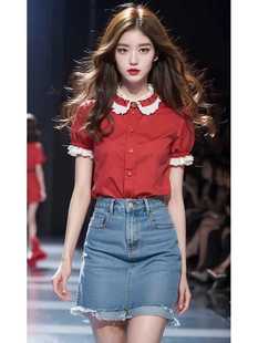 上衣女2024年爆今年流行的漂亮红色娃娃领撞色衬衫，独特超好看
