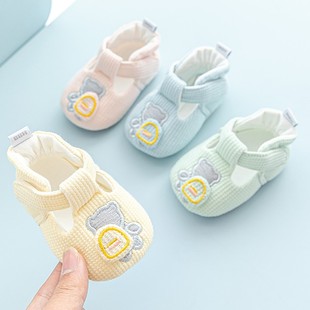 婴儿春秋软底鞋0-1岁单鞋幼儿不掉鞋新生儿3-6-9月男女宝宝鞋子