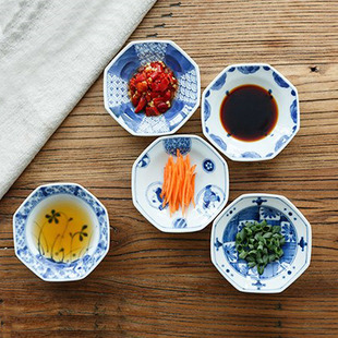 日本进口陶瓷调味碟酱油碟醋碟日式家用八角小碟子釉下彩调料小碟
