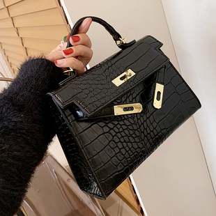 小CK黑色包包2024包包女时尚高级感鳄鱼纹斜挎洋气手提凯莉包