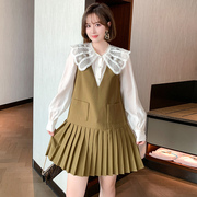 MIUCO大码镂空披肩领长袖衬衫+V领百褶背心裙两件套