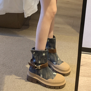 香港厚底牛仔马丁靴，2023秋季时尚，复古短靴女款粗跟炸街机车靴