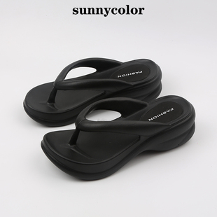 sunnycolor增高跟人字拖女夏外穿防滑厚底凉拖鞋中跟简约沙滩鞋