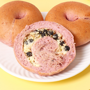 蓝莓乳酪贝果橡木盾全麦面包，欧包清淡粗粮手作饱腹代餐健康