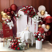 新中式红色系婚礼花艺布置迎宾拍照仿真花卉背景道具拱门花排装饰