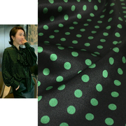 黑底复古绿波点印花桑蚕丝，布料19姆米宽幅，弹力重磅真丝缎衬衣面料