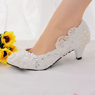新娘鞋大码女鞋结婚白色蕾丝水钻珍珠绣花婚鞋伴娘鞋宴会礼服