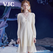 VJC/威杰思秋冬女装法式蕾丝拼接连衣裙长袖温柔高腰长裙