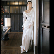 法式白色缎面晨袍长袖轻婚纱新娘，结婚迎宾出门纱，宴会气质晚礼服裙