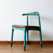 北欧椅子实木餐椅家用扶手，靠背做旧设计休闲牛角椅现代简约咖啡椅