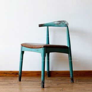 北欧椅子实木餐椅家用扶手靠背，做旧设计休闲牛角，椅现代简约咖啡椅