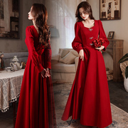 红色伴娘服2024秋冬高级感小众姐妹团礼服裙女显瘦平时可穿