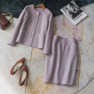 今年流行漂亮套装裙小香风，套装紫色毛呢，外套羊毛半身裙秋冬两件套