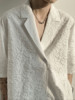 2021夏季斜扣半袖小众浮雕花纹睡衣领宽松慵懒风花纹短袖衬衫