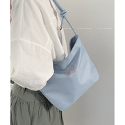 尼龙帆布包包女夏2023潮韩国刺绣，腋下包手提(包手提)奶奶包百搭斜挎包