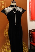 中式小黑裙*复古气质高端蕾丝，拼接丝绒立领无袖旗袍修身显瘦日常