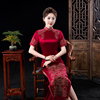 复古中国风婚礼妈妈装红色醋酸缎刺绣钉钻旗袍长款短袖喜婆婆礼服