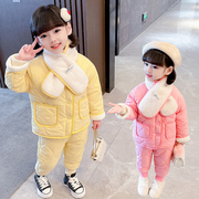 女童秋冬季套装，2023网红儿童冬装棉衣，两件套洋气宝宝加厚棉服