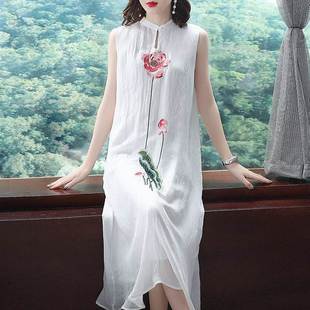 2024夏季中国风气质刺绣高贵阔太太旗袍式无袖背心雪纺白色连衣裙