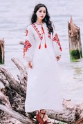 云南洱海民族风白色，连衣裙刺绣绣花青海湖度假裙，沙漠旅游拍照衣服