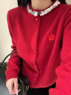 刺绣小雏菊领口亮片，重工针织衫羊毛圣诞，新年红毛衣开衫外套女潮