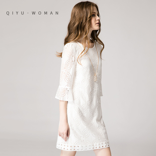 法式白色蕾丝连衣裙少女，气质高级感2024春季荷叶，袖精致打底裙