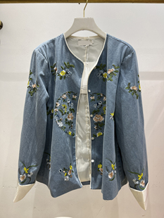 韩版春季十三行潮流，小清新中式碎花刺绣，复古深蓝圆领牛仔外套