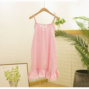 清尾货森女系清新甜美粉色条纹，宽松吊带裙夏季棉麻荷叶边连衣裙