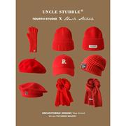 新疆百货哥红色围巾棒球帽针织帽男士新年礼物大红色贝雷帽女