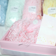 拉菲草填充物彩色礼物品，装饰碎纸丝纸条喜糖，糖盒包装纸屑装饰材料