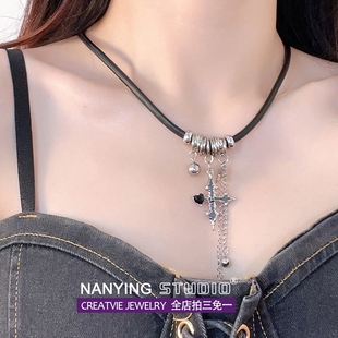 nanying原创设计欧美复古黑色十字架链条皮绳项链，个性短款卫衣链