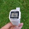 卡西欧复古方块中性手表 白色橡胶表带时尚电子表男 W-215H-7A/1A