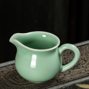 净隐青瓷公道杯功夫茶具陶瓷套装家用手工分茶器茶过滤茶道零配件