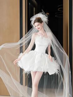 法式白色缎面抹胸鸵鸟毛气质(毛气质)宴会，年会生日派对订婚领证小晚礼服裙