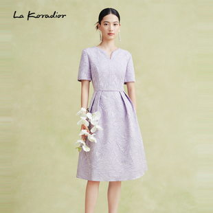 商场同款La Koradior拉珂蒂2024款紫罗兰钉珠肌理感收腰连衣裙