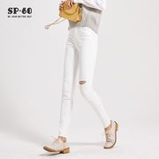 sp68中腰膝盖脚口破洞小脚牛仔裤女士白色裤子显瘦2021秋季