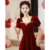 敬酒服2023新娘，高级感订婚礼服女夏季法式高端显瘦红色连衣裙