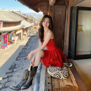 Lienni2025新款抹胸拼接蕾丝上衣裙女收腰显瘦弹力不规则连衣裙
