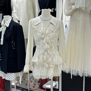 法式独特衬衫女春秋十三行女装，钩花蕾丝衫，洋气小衫喇叭袖上衣