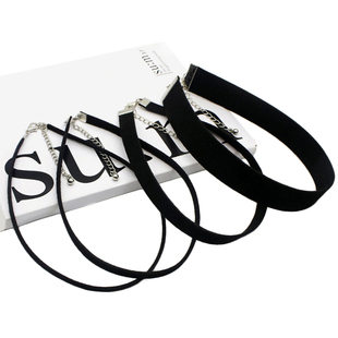 黑色锁骨链女高级感颈链简约气质，皮绳项链短款choker项圈日常颈带