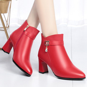 红色真皮短靴女2023冬季加绒女靴冬季粗跟皮鞋高跟靴子冬女鞋