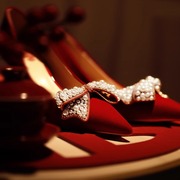 红色秀禾婚鞋女2023年粗跟新娘鞋女中式敬酒鞋，结婚高跟鞋中跟